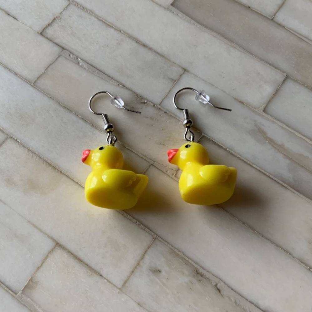 Japanese Anime Yellow T-shirt size 3XL (fits XL) & Handmade Duck Earrings - Picture 16 of 16